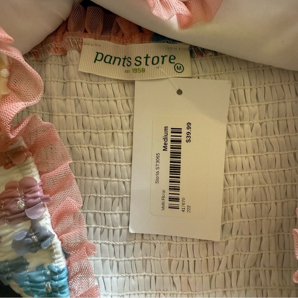 Pants Store Milli Floral Puff Sleeve Crop Top Pastel Mesh Medium NWT - Picture 3 of 4